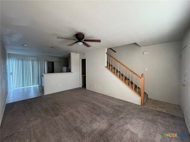 Foto del edificio - 2102 Tahoe Ct