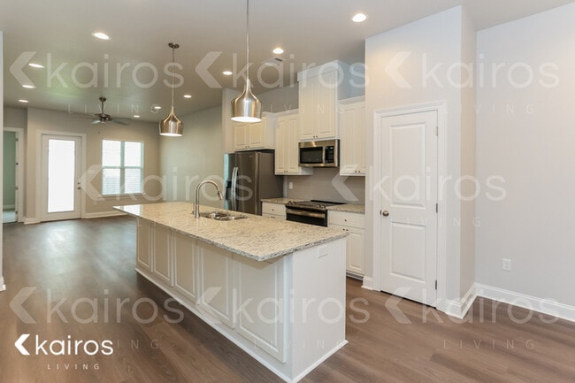 Building Photo - 4804 Mokki Ln