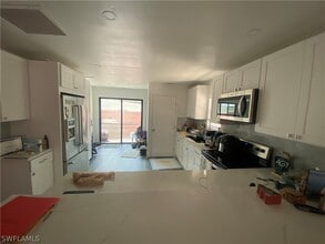 Building Photo - 27650-27652 Imperial Shores Blvd