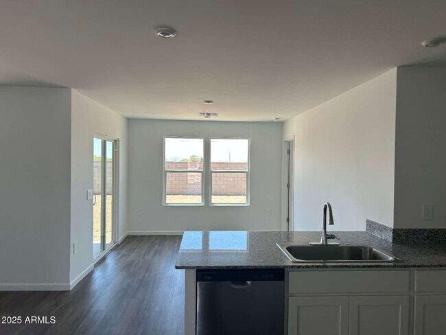 Foto del edificio - 830 Maricopa Rd