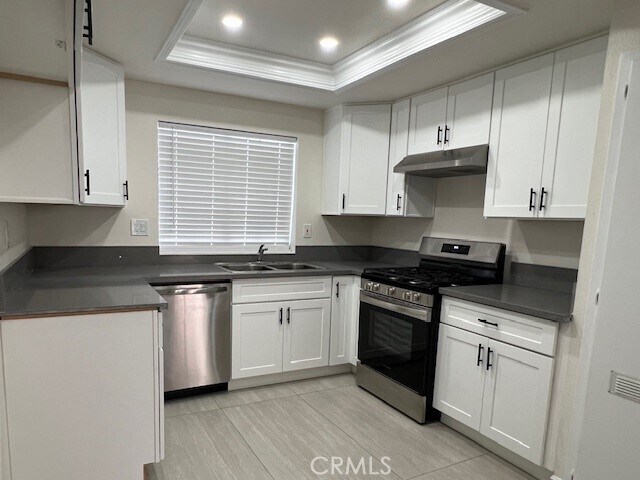 Foto principal - 13772 Euclid St
