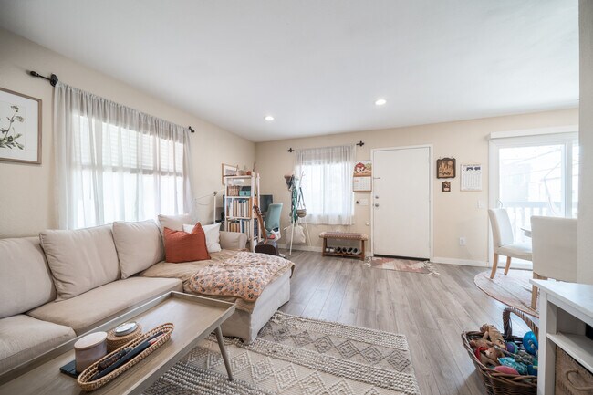 Foto del edificio - 3928 Kendall St