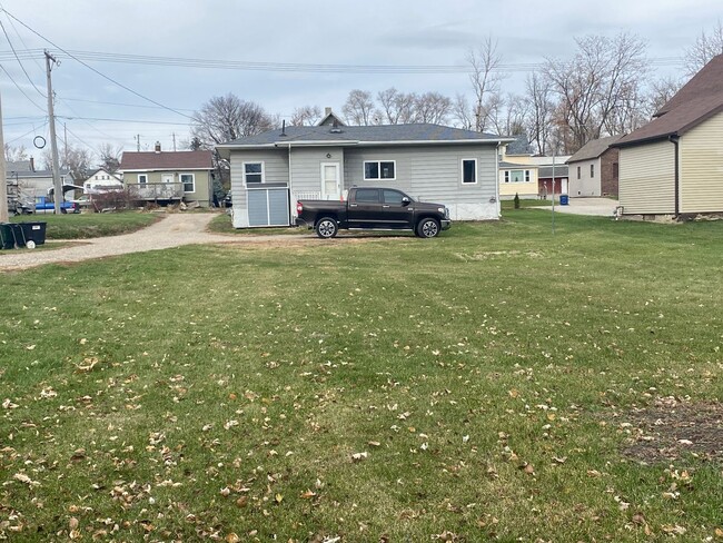 Building Photo - Cute 2 BR Ranch in Marshalltown Iowa