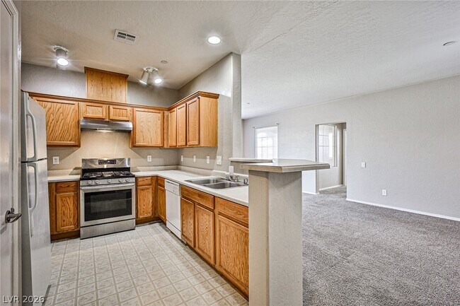 Building Photo - 6625 Abruzzi Dr