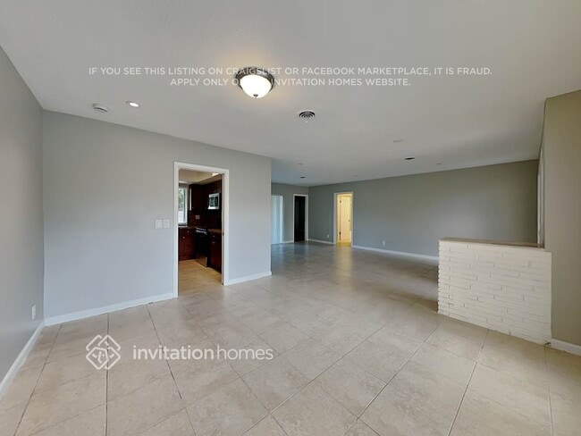 Building Photo - 5301 Polk St