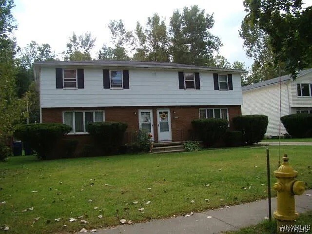 Primary Photo - 11 Glenhaven Dr