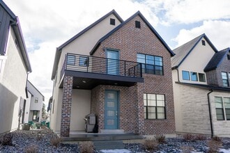 Building Photo - 406 W 3075 N