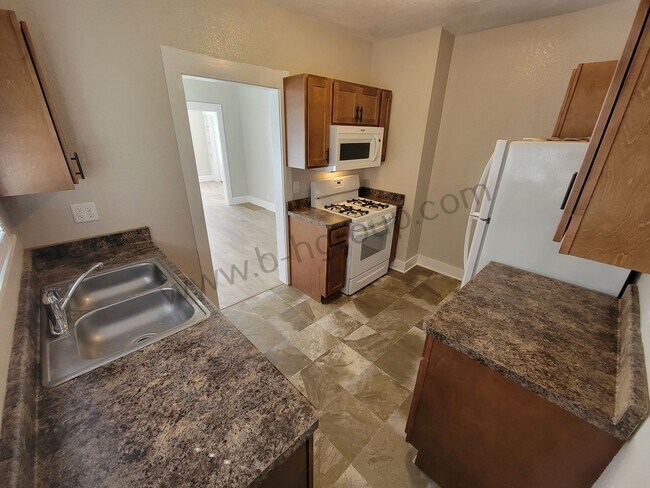 Foto del edificio - 5111 33rd Ave