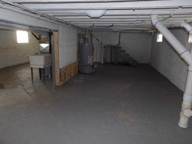Building Photo - 17 Nesbitt St.