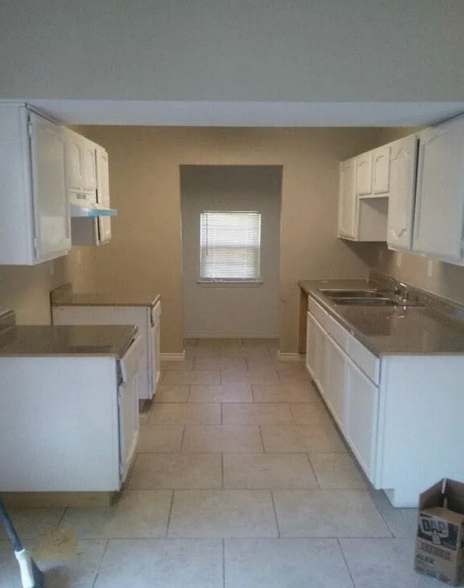 Photo - LonesStar 3215 Fort House
