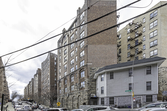 Building Photo - 1187 Anderson Ave