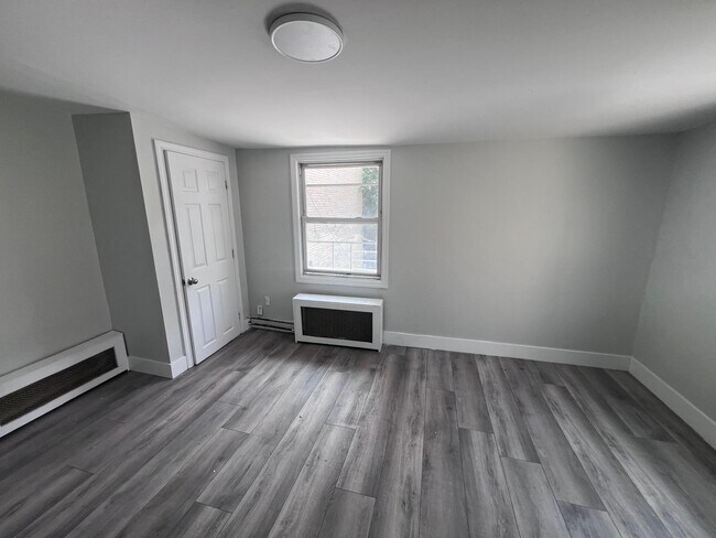 Foto del edificio - 648 E 224th St