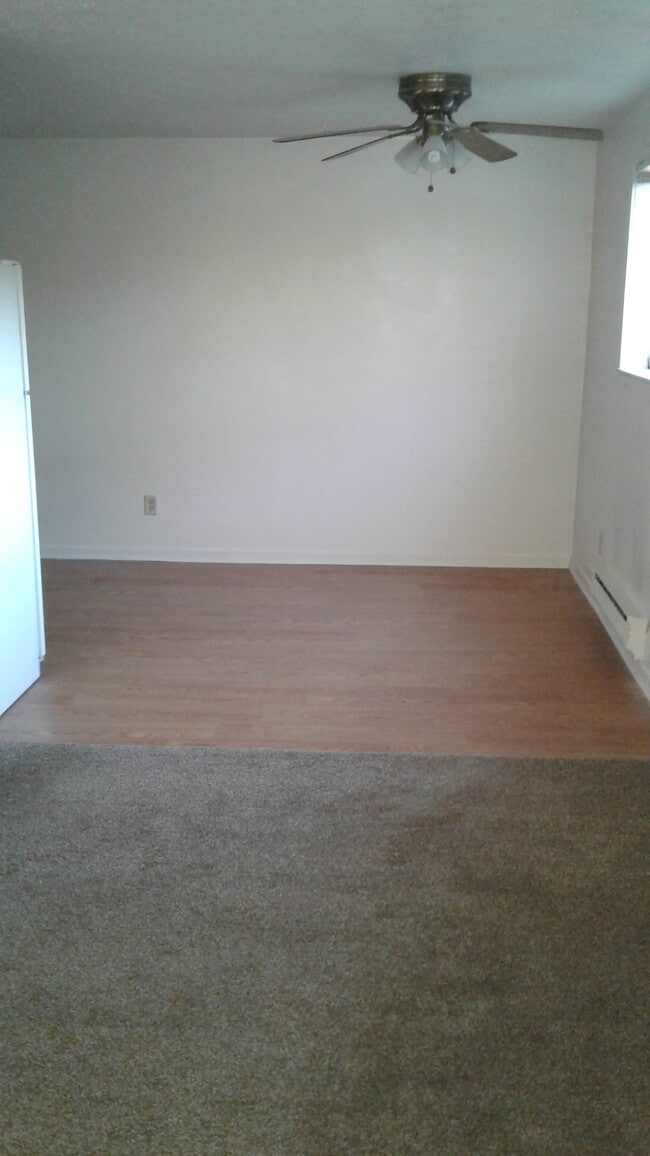 Building Photo - 5710 Trenton Ct