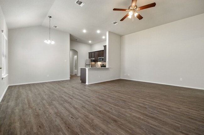 Building Photo - GORGEOUS 3 BEDROOM DUPLEX LOCATED IN CONVE...