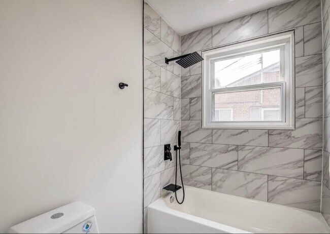 Foto del edificio - 3521 Chadwick Ct