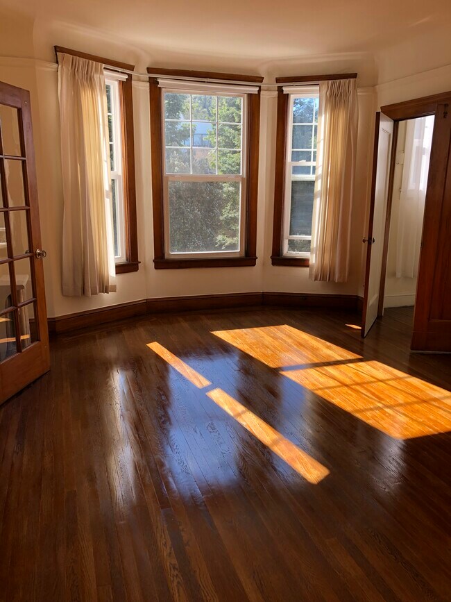 Foto del edificio - 700 Parnassus Ave