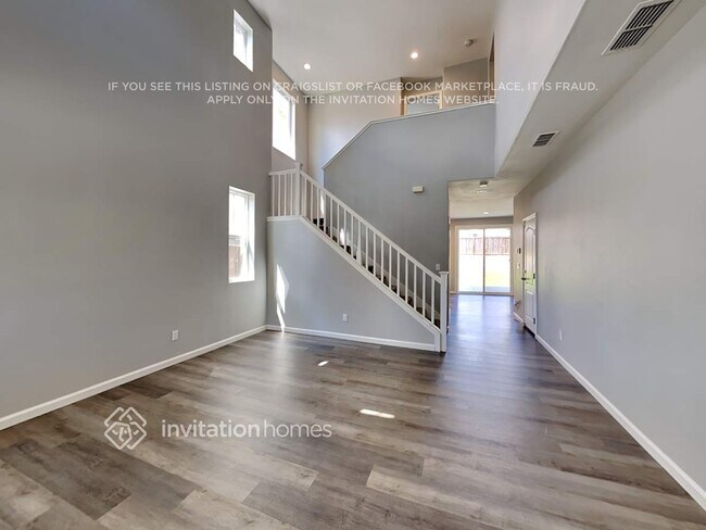 Foto del edificio - 2542 Huber Dr