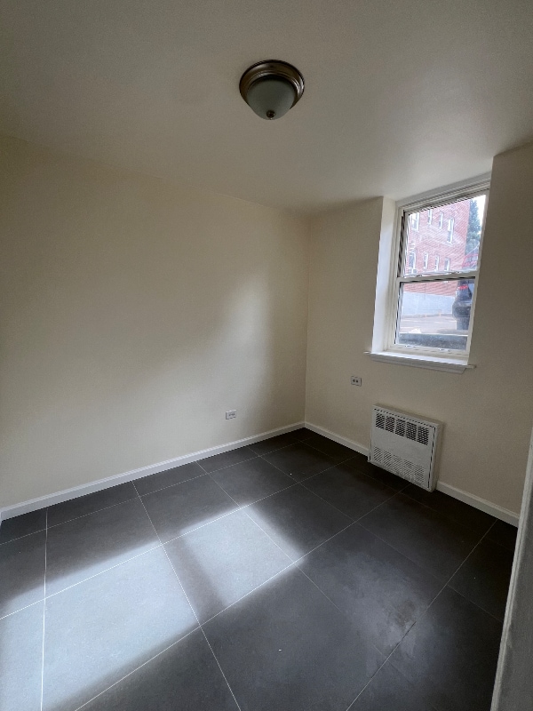 Building Photo - 144-67 Parsons Blvd