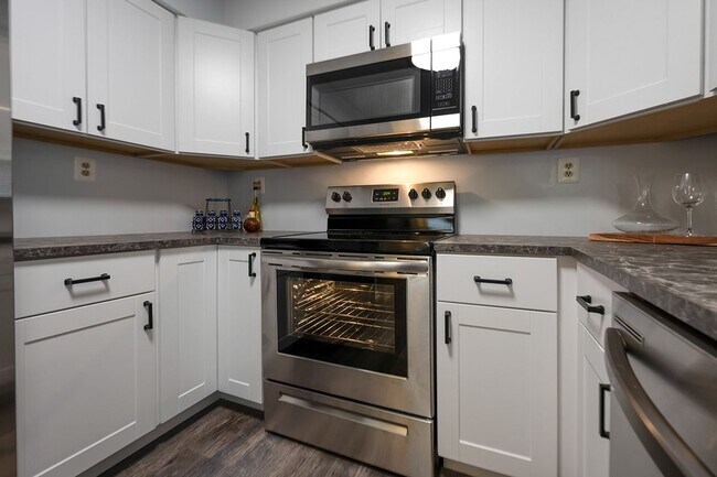 Foto del edificio - Beautiful Newly Remodeled 2 Bedroom 2 Bath...