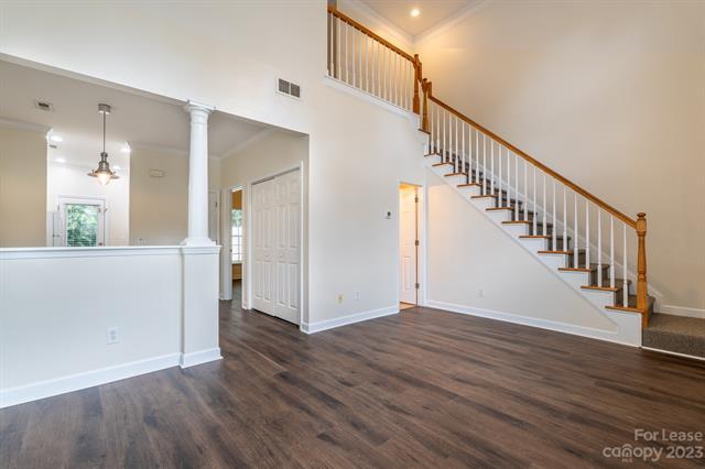Building Photo - 722 Tavern Ct