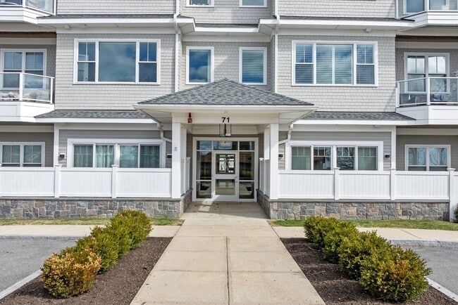 Foto del edificio - 71 Greenwood Ave