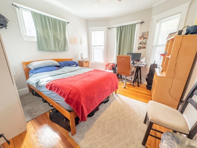 Foto del edificio - 70 Line St