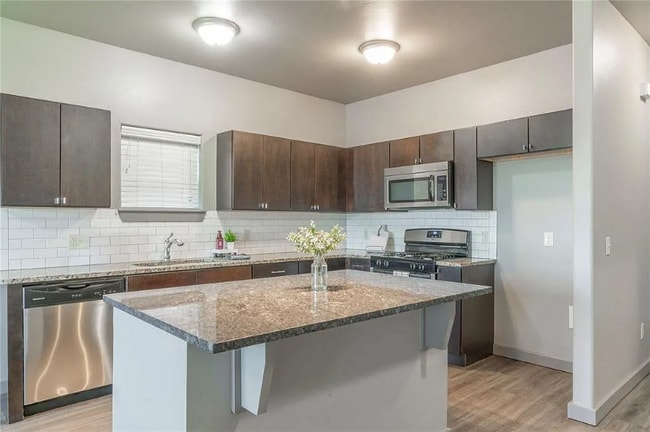 Photo - 604 NW 175th St Apartment