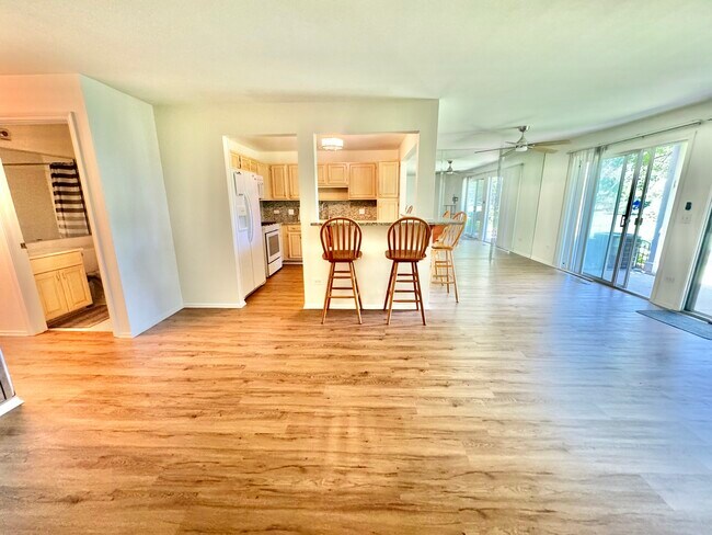 Building Photo - 21 Ashburn Ct