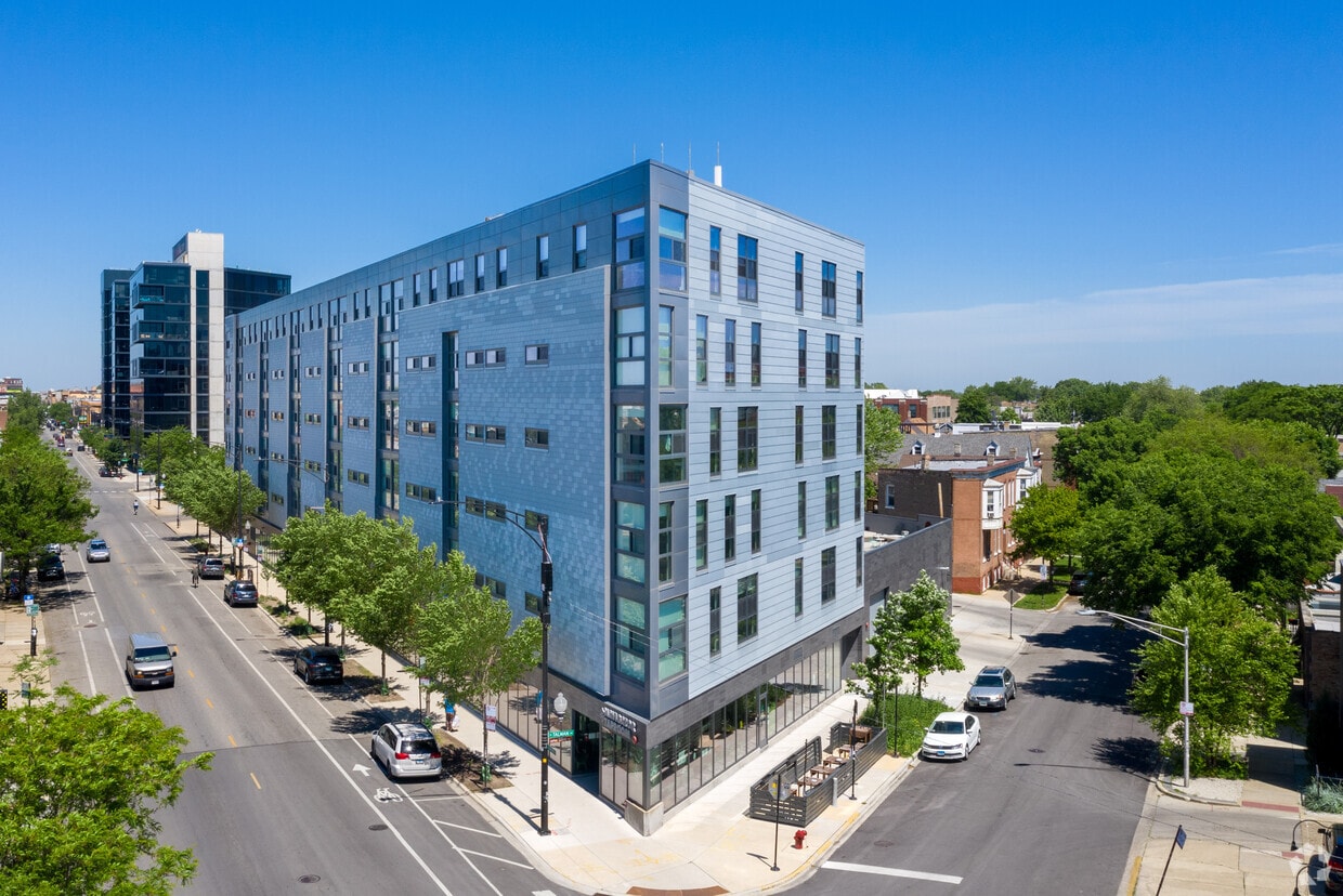 Primary Photo - L Logan Square Apartments