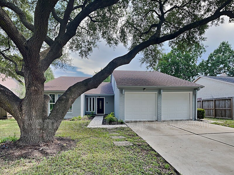 10107 Golden Meadow Dr, Houston, TX 77064 House Rental in Houston, TX