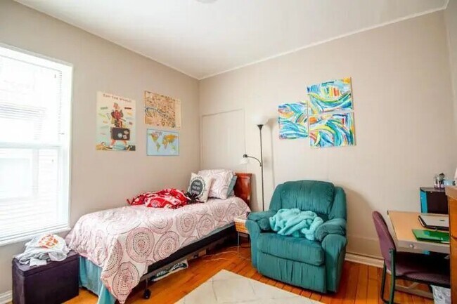 Foto del edificio - 925 E Johnson St