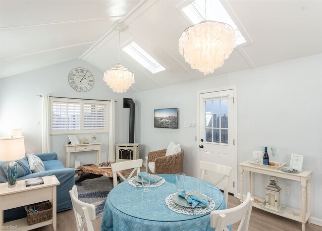 Building Photo - 1 br, 1 bath House - 3264 Sea Shell Guest ...