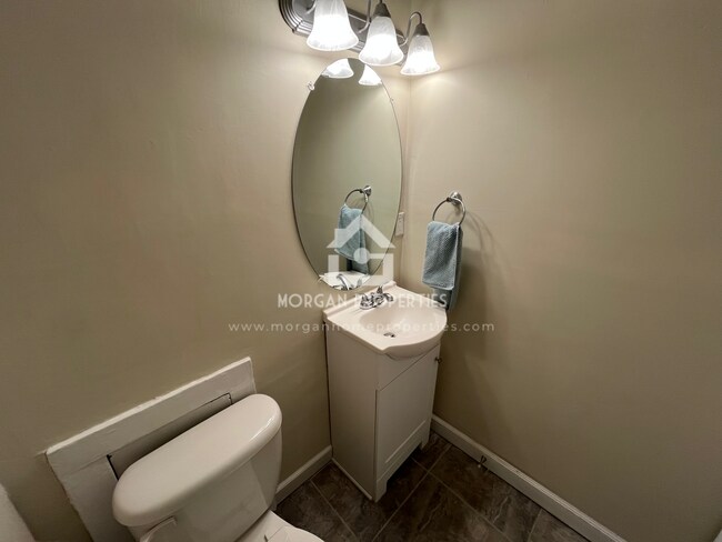 Foto del edificio - 1229 W 13th St