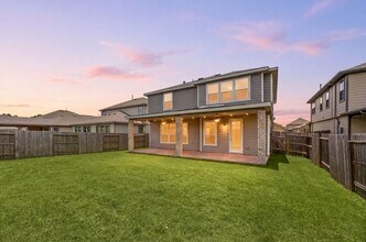 Building Photo - 14626 Lofty Cedar Dr