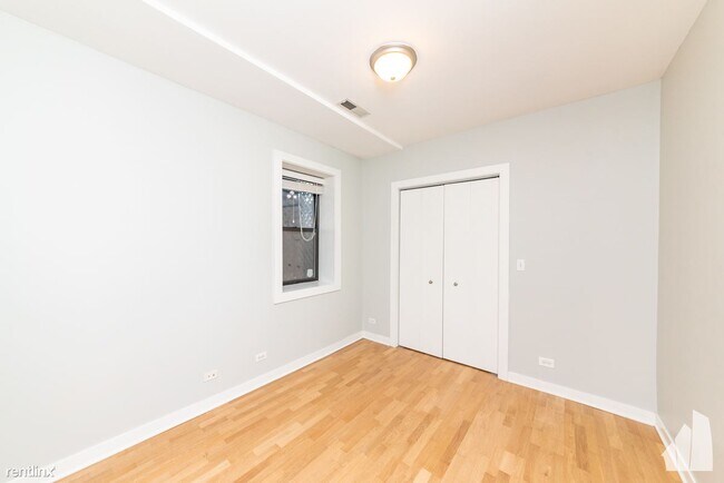 Foto del edificio - 2 br, 1 bath Condo - 1501 N Bosworth Ave