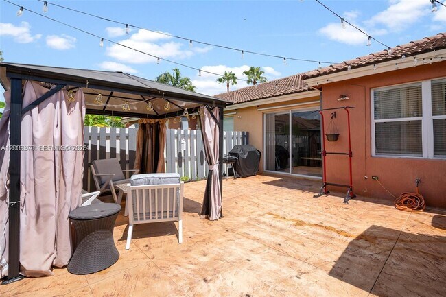 Foto del edificio - 11112 SW 236th Terrace