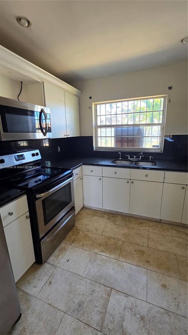 Foto del edificio - 2705 NW 204th Ln