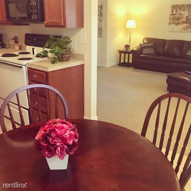 Foto del edificio - 2 br, 1 bath  - Crossroads at Cedarwood E1