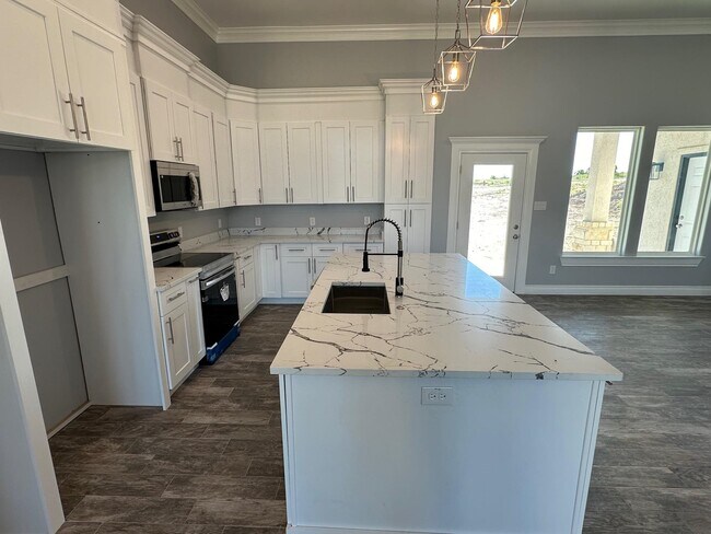 Foto del edificio - 523 Canyon Creek Dr