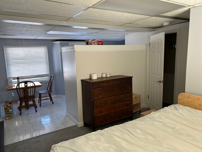 Foto del edificio - 349 Naubuc Ave