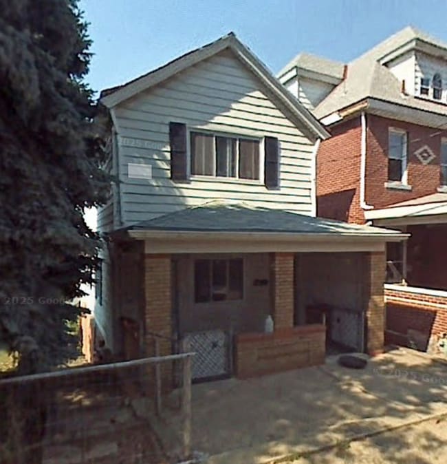 Building Photo - 22 Harlem Ave