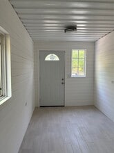 Building Photo - 919 Brooks Ave