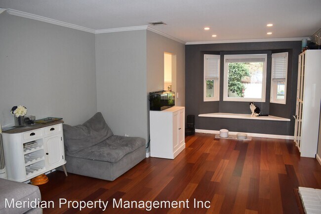 Foto del edificio - 3 br, 2.5 bath House - 1706 S Mammoth Pl