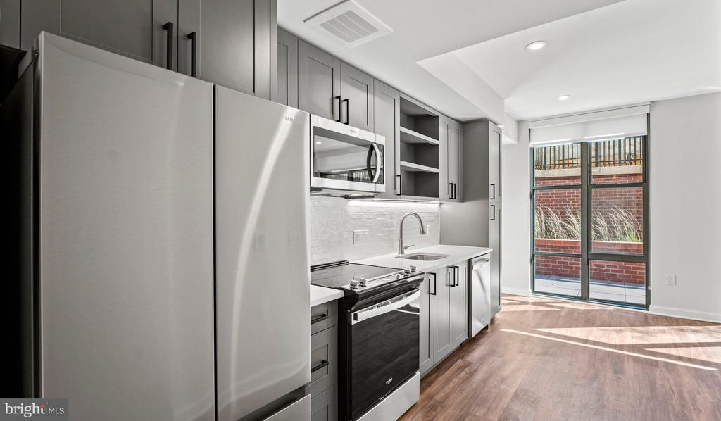 Foto principal - 3990 Upton St NW