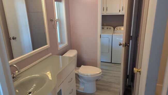 Foto del edificio - 121 Polopony Ct