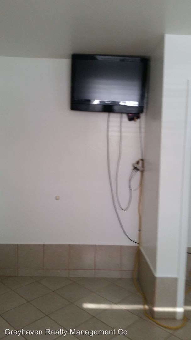 Foto del edificio - 1127 McBrien Rd