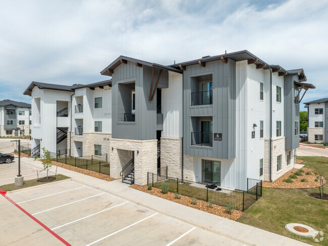 Building Photo - Cascades at Onion Creek