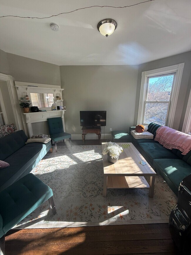 Foto del edificio - 23 Evergreen St