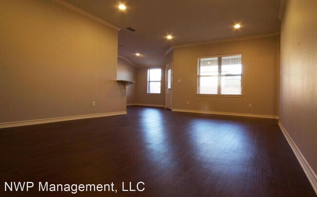 Foto del edificio - 3 br, 2 bath House - 2525 Roy Rd 401
