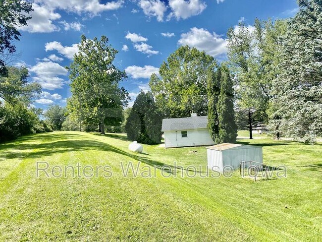Building Photo - 3392 Ute Ave